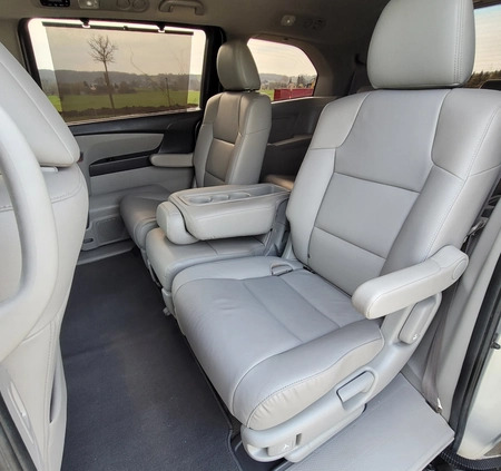 Honda Odyssey cena 81900 przebieg: 147000, rok produkcji 2014 z Kraków małe 436